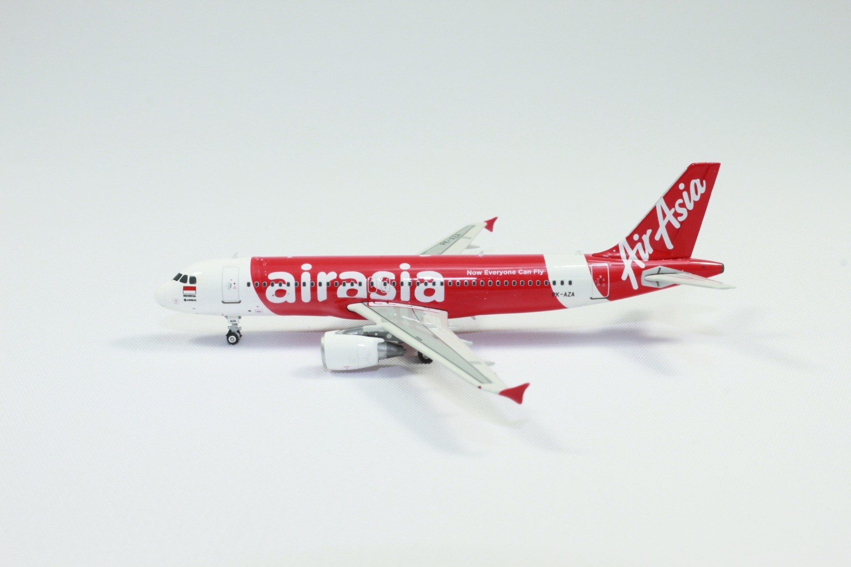 Air Asia Indonesia A320 Sharklets Reg# PK-AZA Phoenix Models Scale