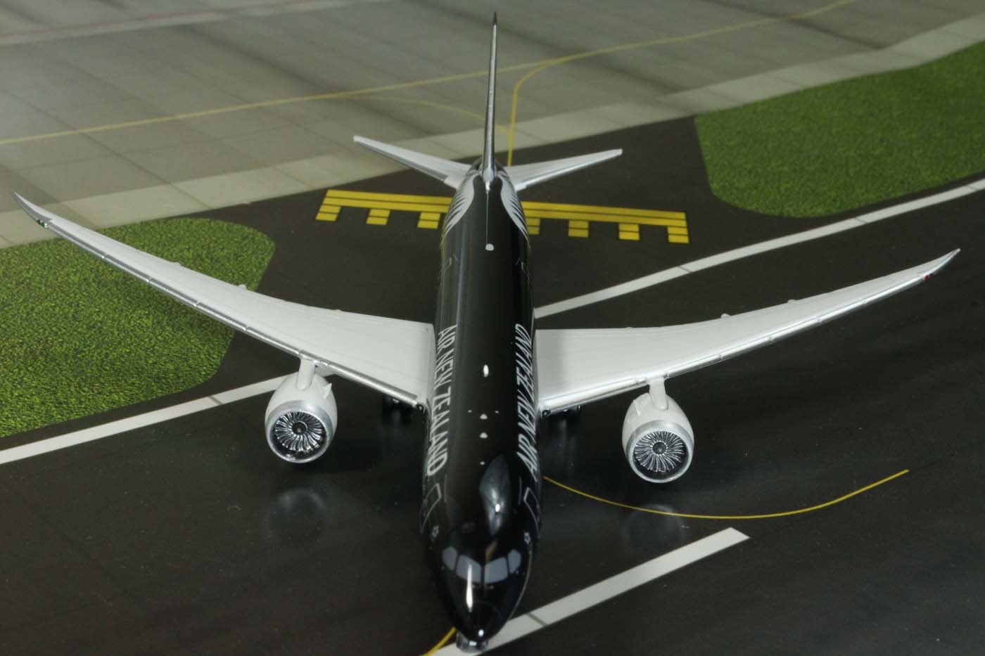 Phoenix die cast models Air New Zealand All Blacks Livery, 787-9