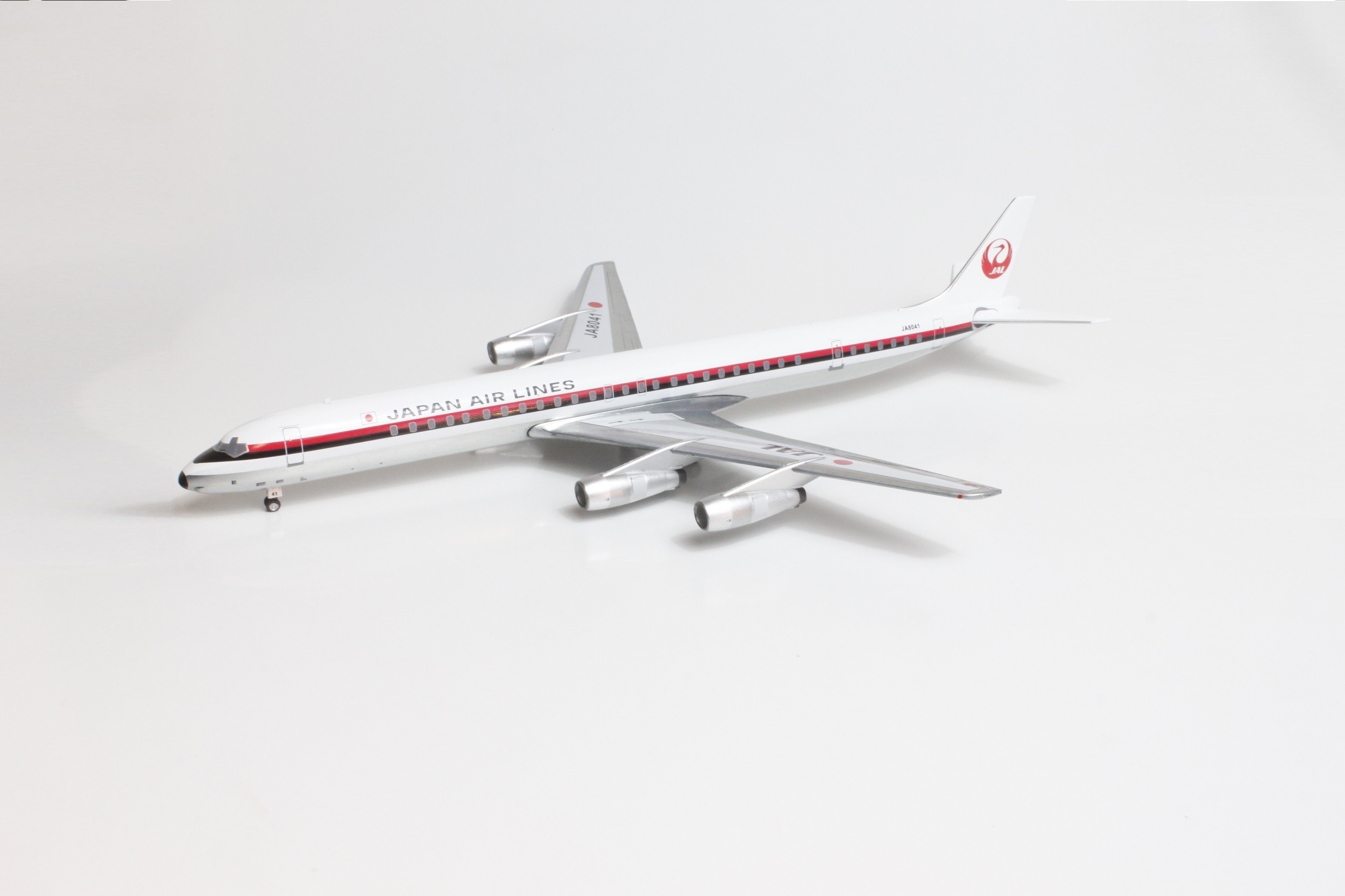 Japan Airlines JAL Douglas DC-8-61 JA8041 die-cast Aero200 AC219696A Scale  1:200