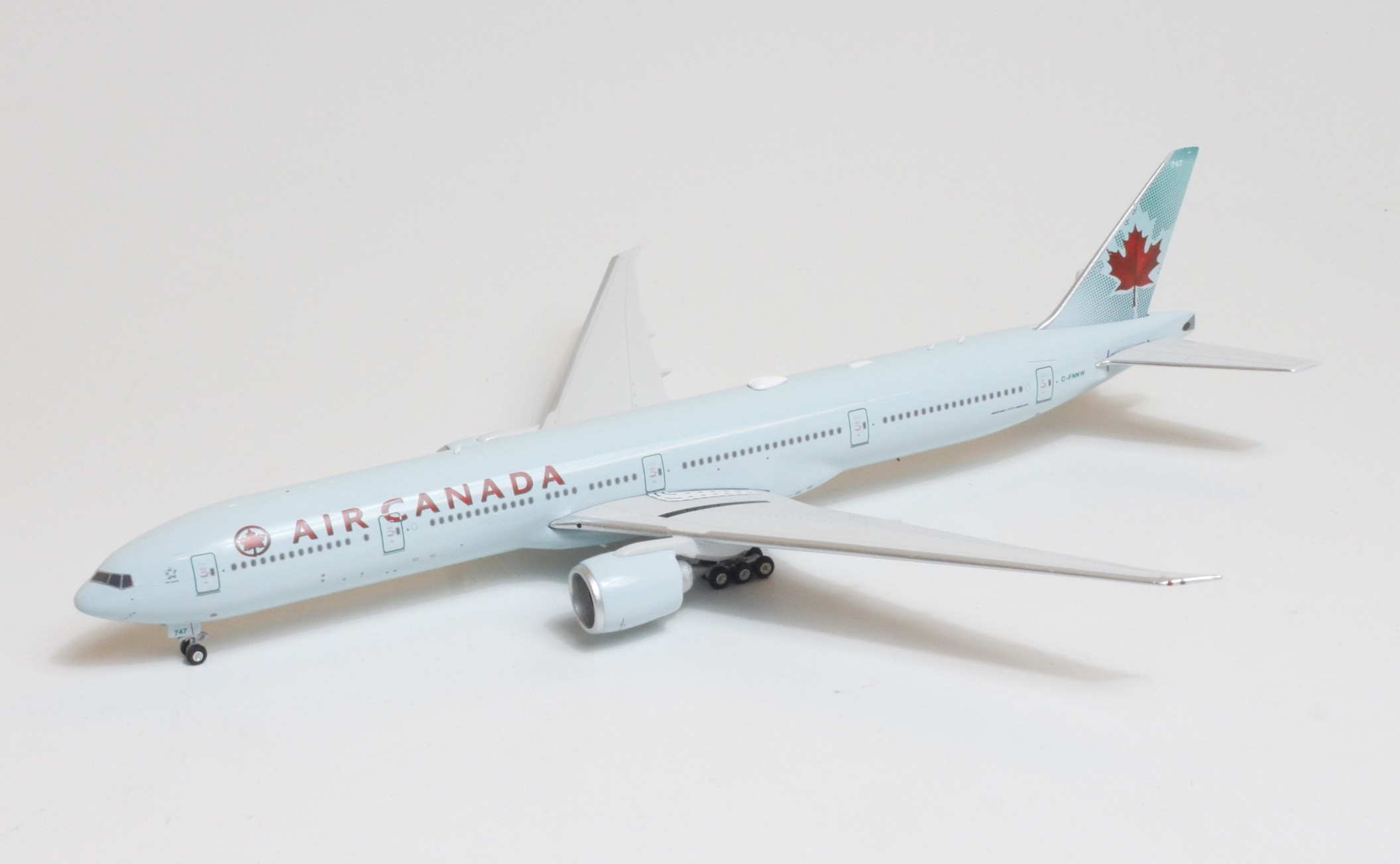 1:400 777-300ER C-FITU Air Canada 
