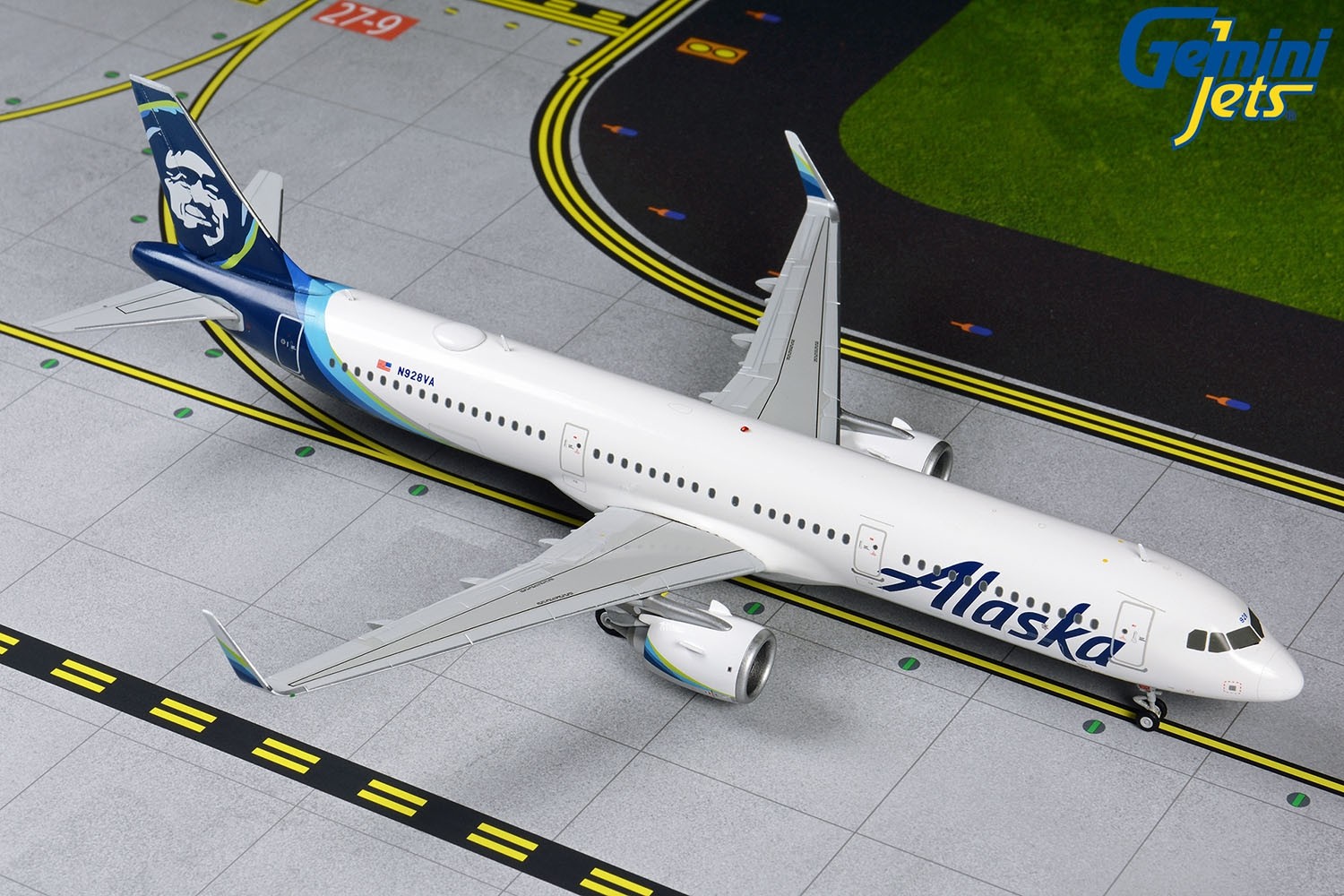 Purple GeminiJets Alaska Airlines A321neo N927VA More to Love 1:400 Scale Diecast Model Airplane