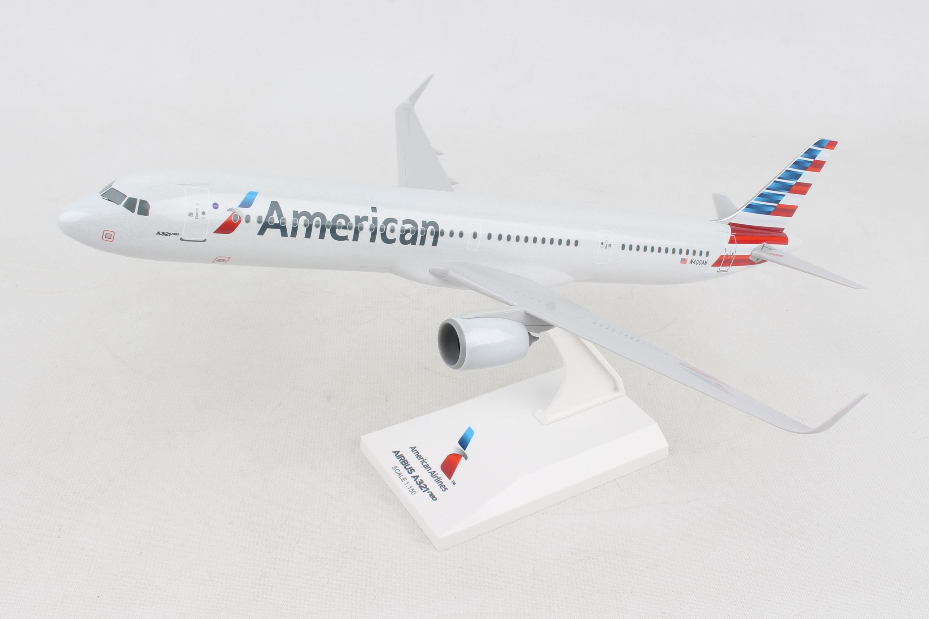Skymarks SKR806 Frontier Airlines Airbus A320 Desk Display 1//150 Model Airplane