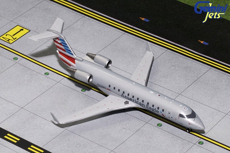 American Eagle CRJ-200 N230PS Gemini 200 G2AAL794 scale 1:200