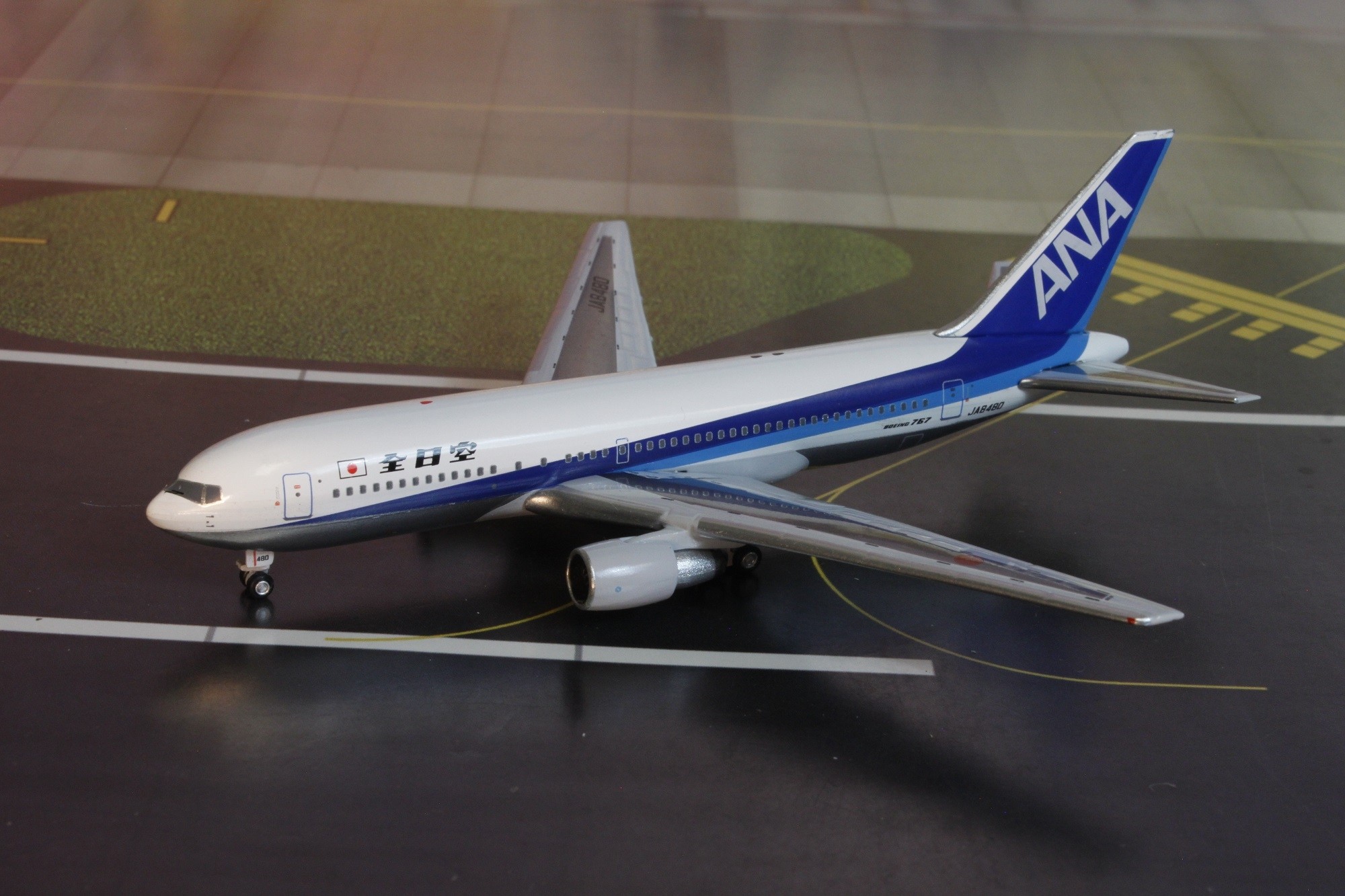 ANA All Nippon Boeing 767-200 全日空 JA8480 AeroClassics AC419397 