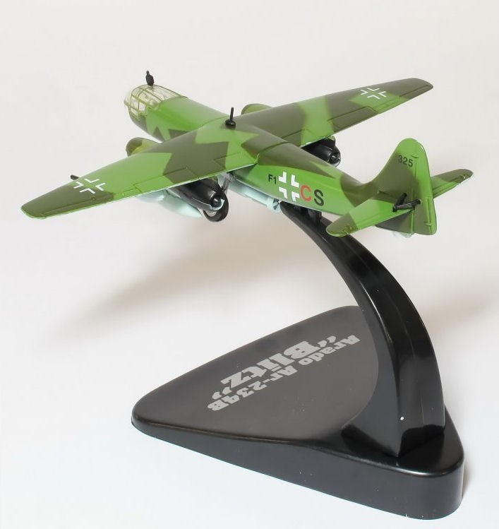 échelle 1:144 Diecast Model ARADO AR-234B Blitz" JJ24 les bombardiers de la seconde guerre mondiale" 