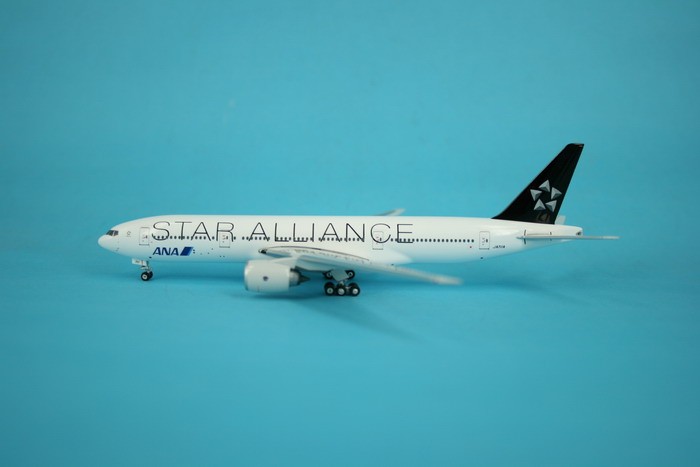 ANA All Nippon Airways Boeing 777-200 JA711A Star Alliance Tail