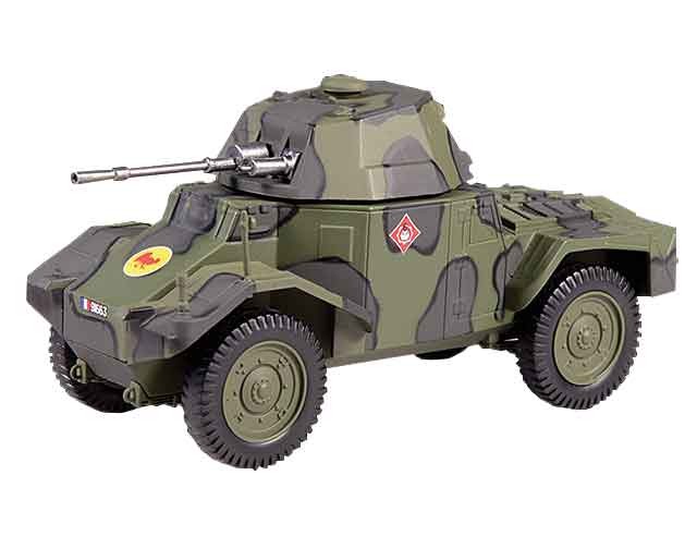 AMD PANHARD EAGLEMOSS  WWII militaire neuf 1:50  1:43  CHAR SUR ROUES   cocarde 