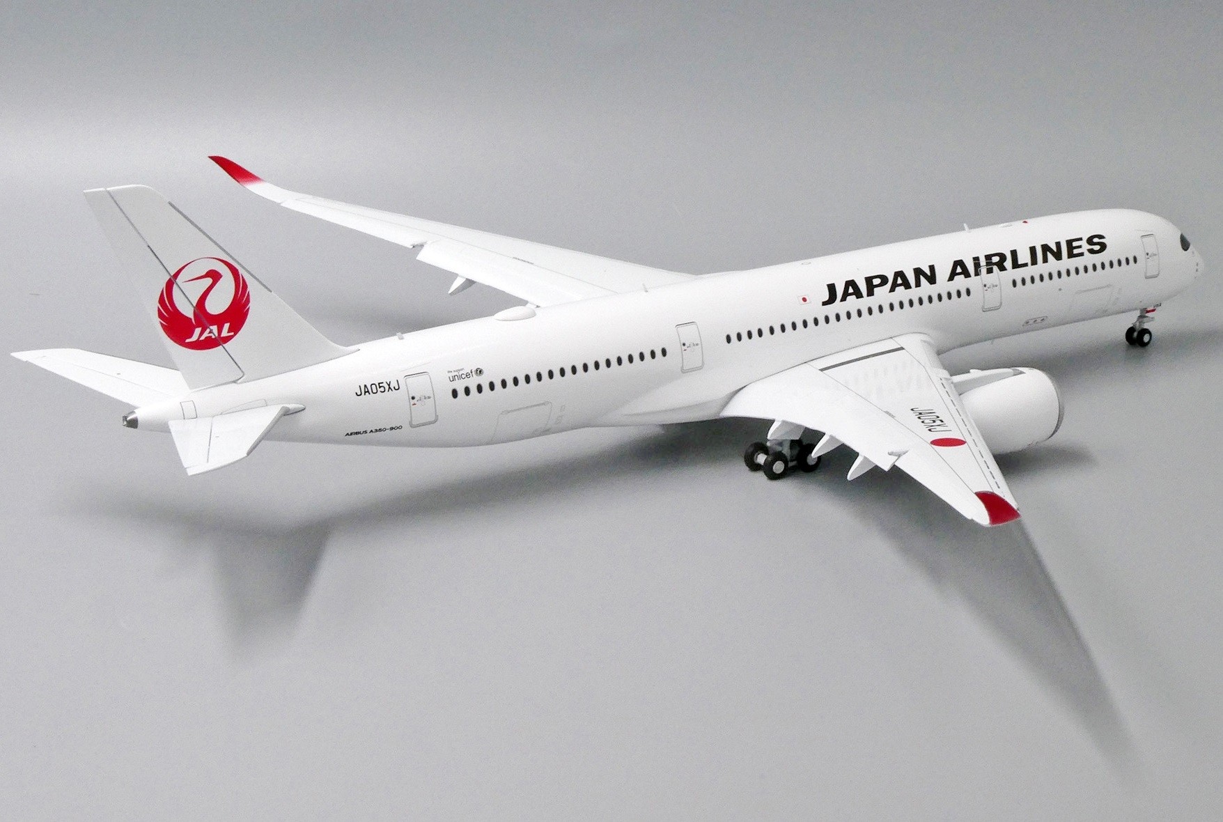 Sale! Flaps Down JAL Japan Airlines Airbus A350-900 JA05XJ JC Wings  EW2359004A scale 1:200