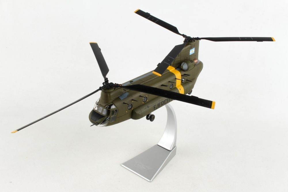 Fuerza Aerea Argentina Boeing Chinook CH-47C Fuerza Aerea Argentina,  AE-520, Falkland Islands, Falklands Conflict 1982 Corgi 34217 scale 1:72  ezToys - Diecast Models and Collectibles