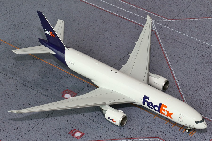 Highly detailed Gemini Jets dieacst metal FedEx B777F Reg# N883FD ...