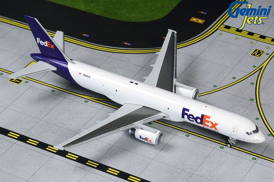 FedEx Boeing 757-200F N920FD Gemini Jets GJFDX1818 Scale 1:400 IN STOCK 