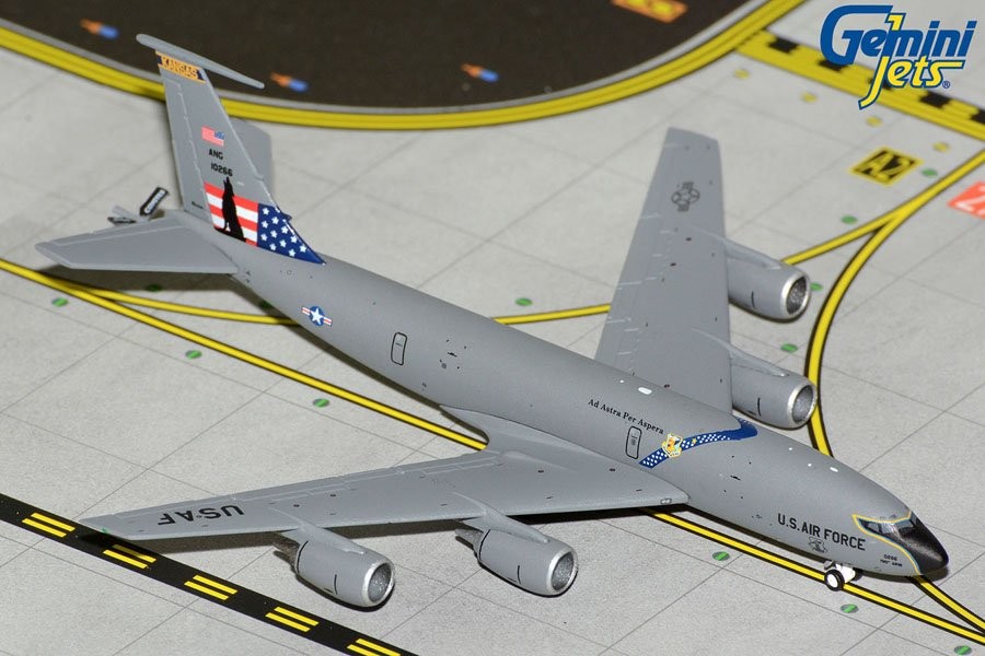 Andrews U.S. Air Force KC-135 Stratotanker Andrews AFB USAF Die
