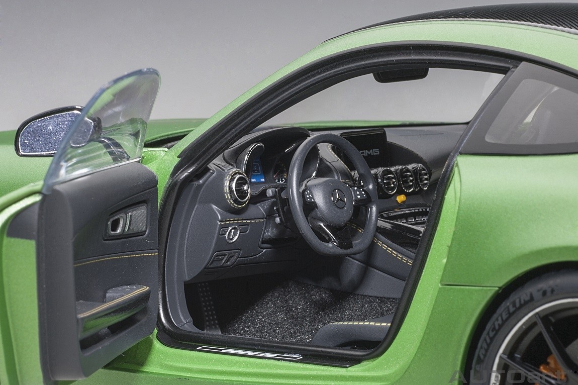 Green Mercedes AMG GT R Green Hell Magno/Matt Metallic Green