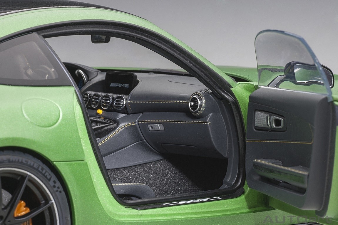 Green Mercedes AMG GT R Green Hell Magno/Matt Metallic Green