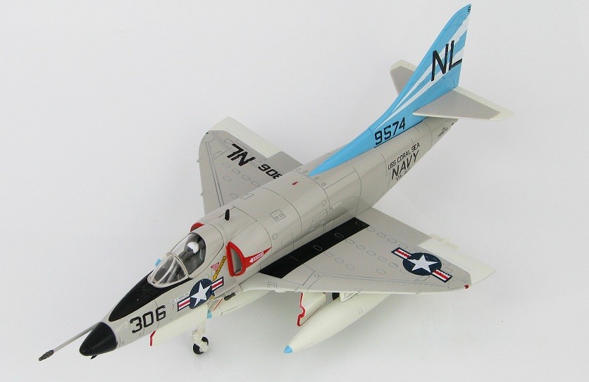 A-4C Skyhawk US NAvy USS Coral Sea 1960's VA-153 Hobby Master HA1428 Scale 1:72  ezToys Diecast Models and Collectibles