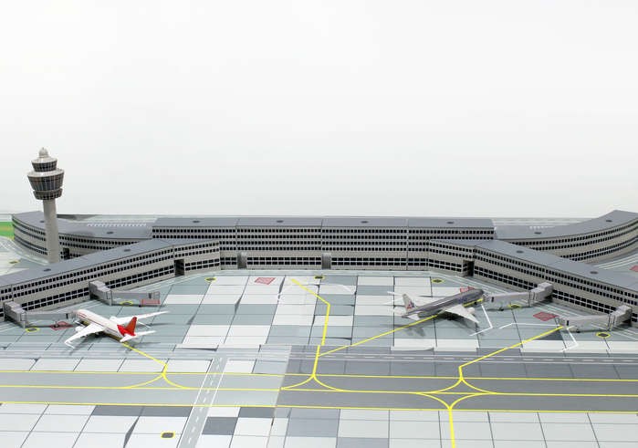 Herpa Wings Scenix Airport Main Building High Model 1/500 Scale 519625 