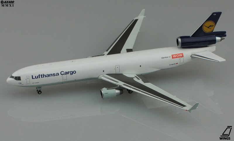 LUFTHANSA CARGO MD-11F D-ALCG 1:400 JCWings ezToys - Diecast