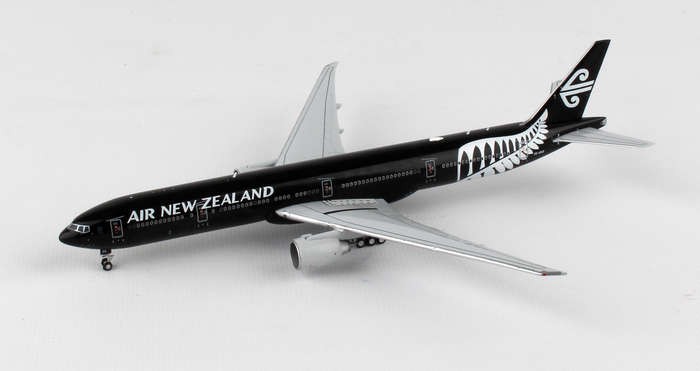 Sold out! Air New Zealand Boeing 777-300ER New All Black ZK-OKQ JC4ANZ567  1:400