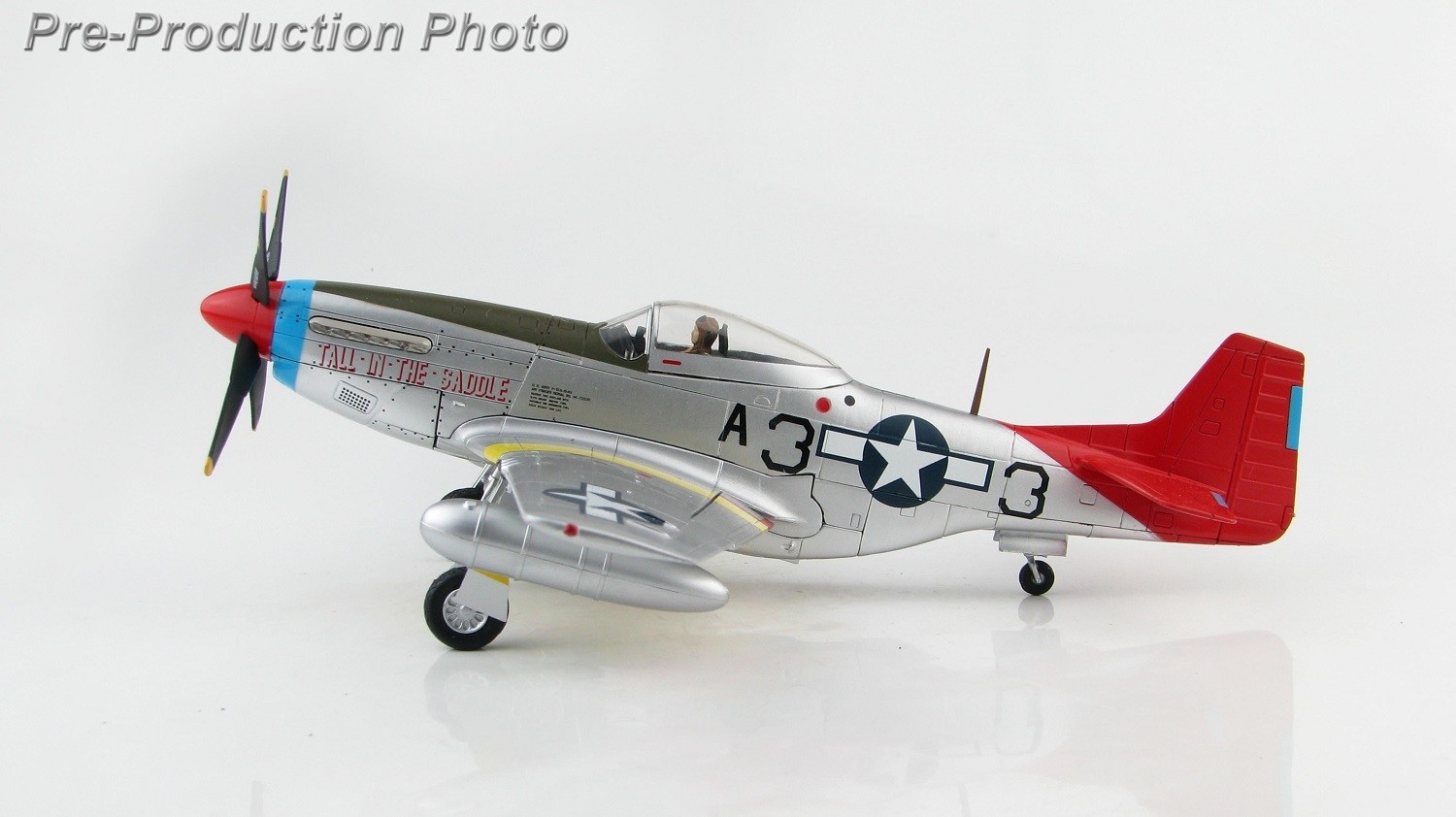 P-51D Mustang “Tall in the Saddle” 99th FS 332nd FG WWII Hobby Master  HA7745 scale 1:48