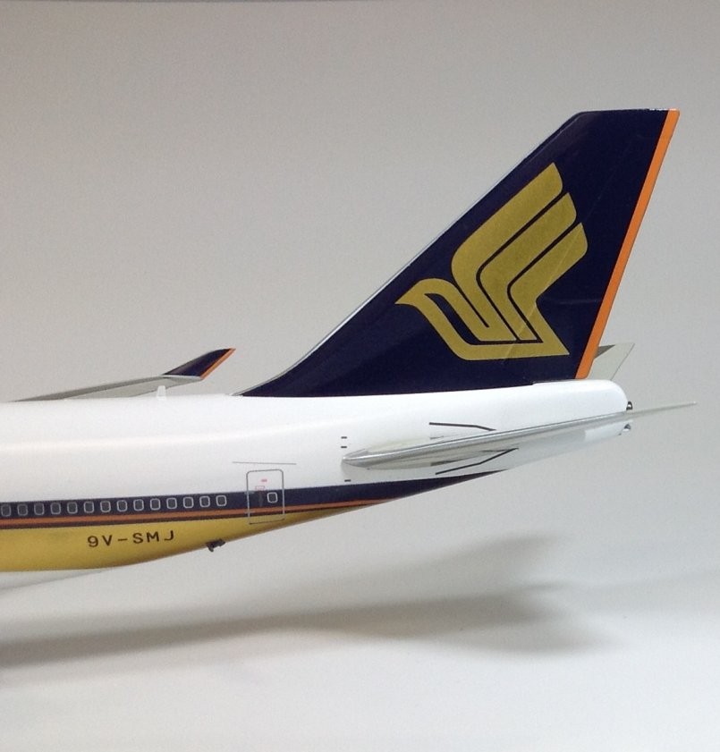 Singapore Airlines B747-400 InFlight 200 IF744602 9V-SMJ ezToys