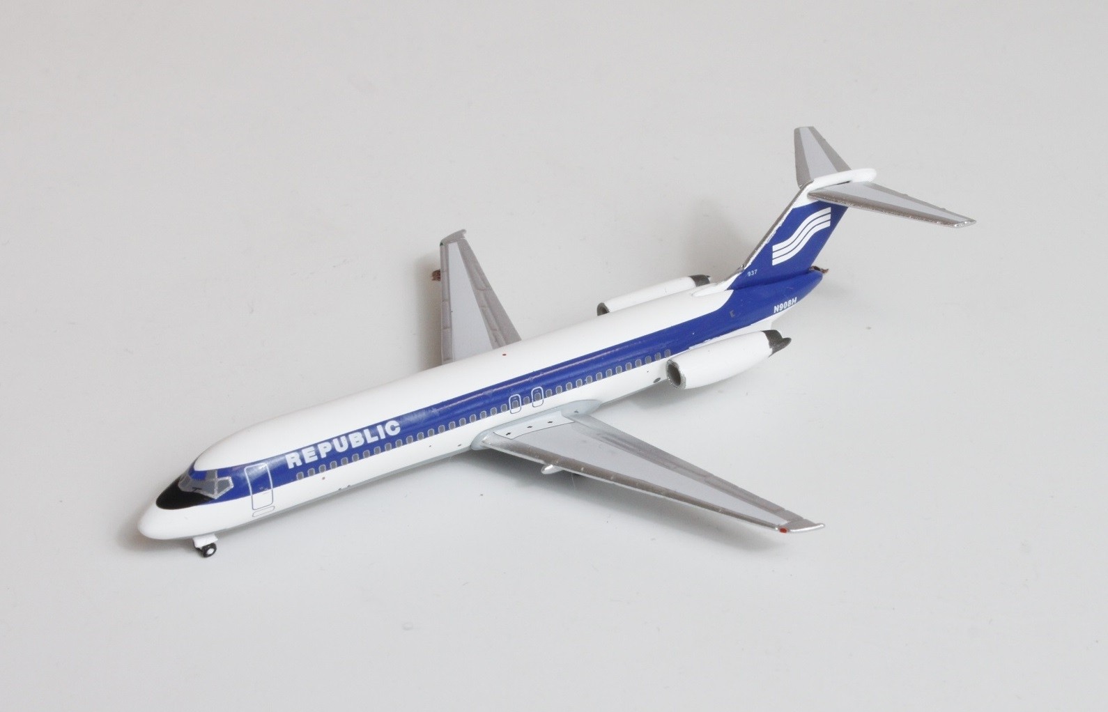 Republic Southern Airlines DC-9-32 N90S Aero Classics AC419514 die-cast  scale 1:400