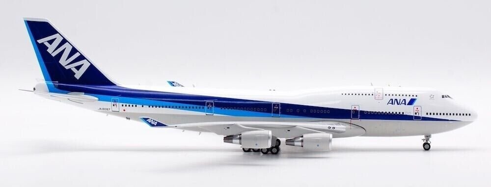 ANA All Nippon Boeing 747-481 JA8097 Aviation200 With Stand WB2015 Scale  1:200