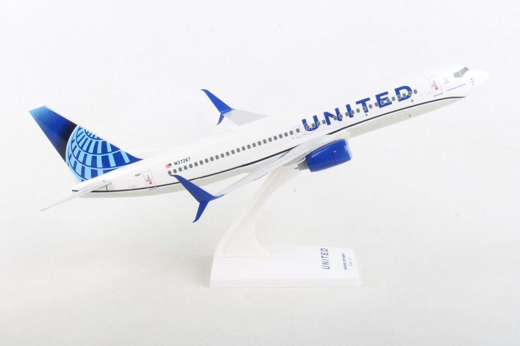 Skymarks SKR1028 United Airlines 737-800 1//130 Scale Plane with Stand