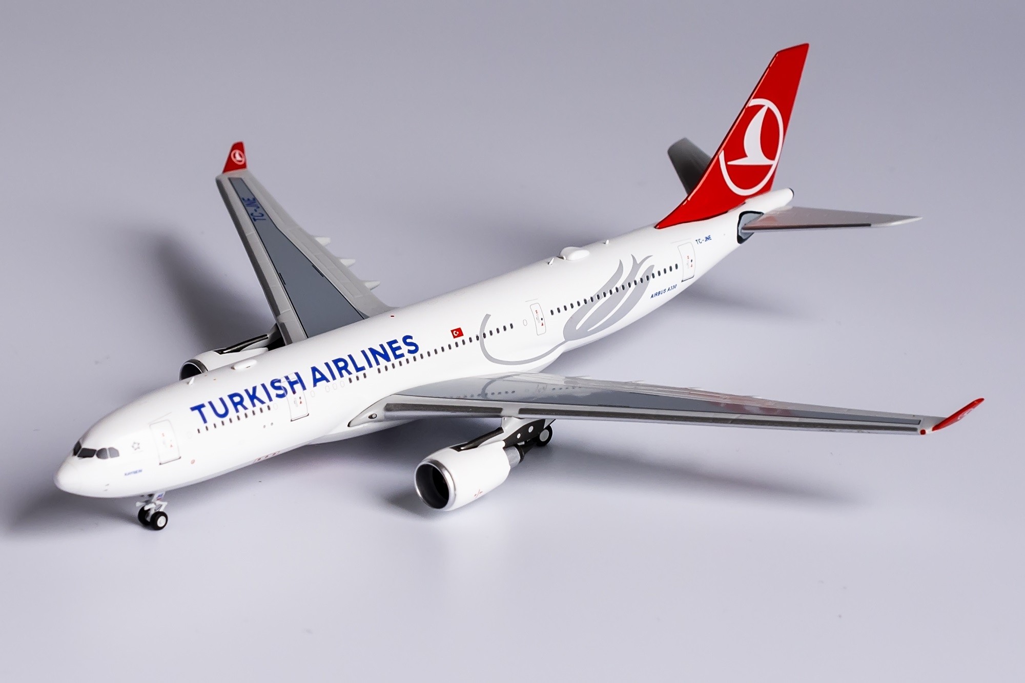 Turkish Airlines Airbus A330-200 TC-JNE NG Models 61033 scale 1