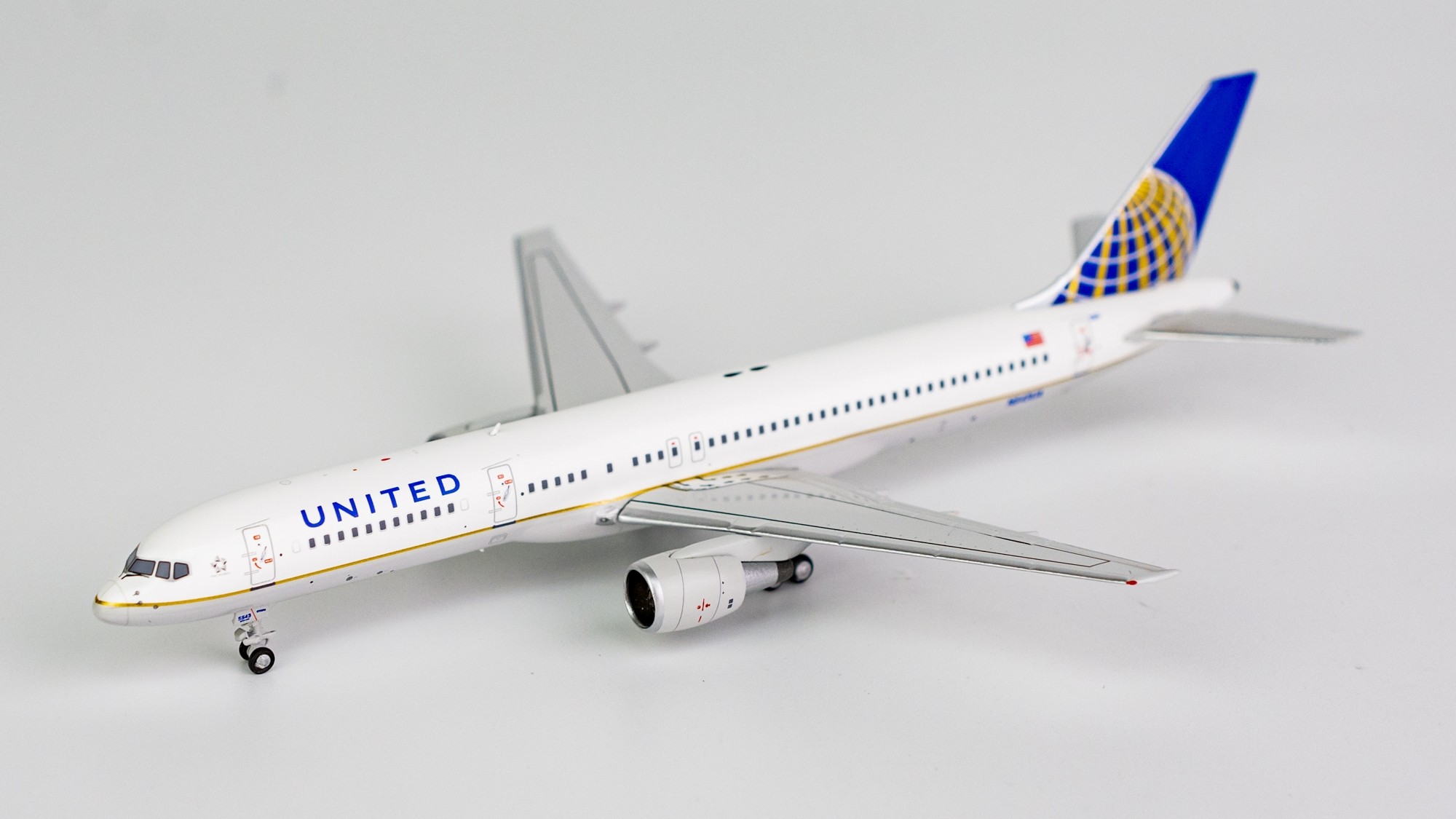 NG Model NGM53110 1:400 United Airlines Boeing 757-200 Reg #N543UA pre-Painted/pre-Built