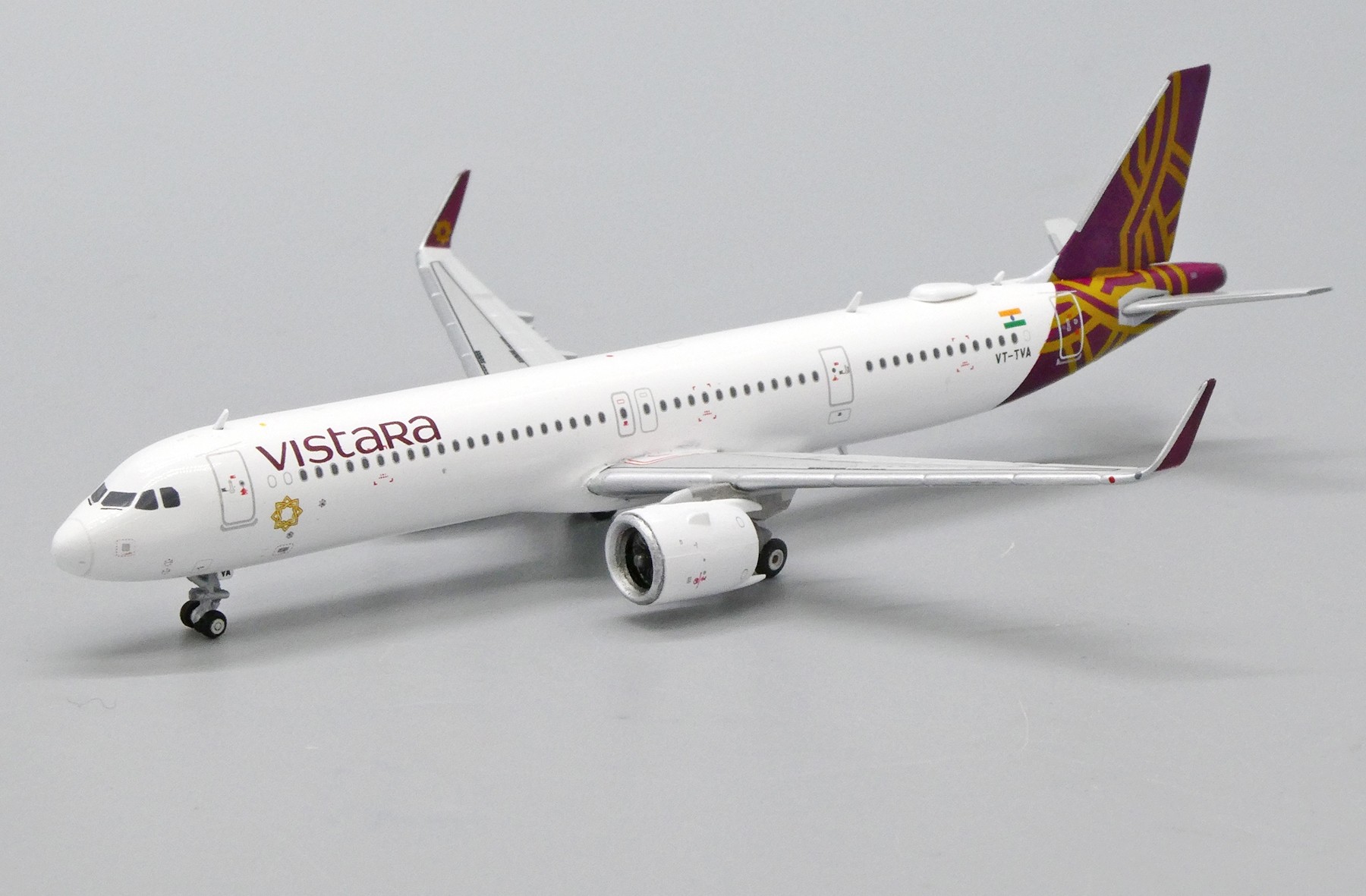 Vistara Airbus A321neo VT-TVA India Airline JC Wings JC4VTI454 scale 1:400