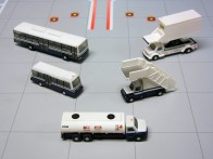 Ground Set 5 Pcs buses, fuel, catering and stairs truck G2APS450 1:200