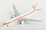 Garuda Indonesian Retro Airbus A330-200 PK-GHD Herpa 533362 scale 1:500