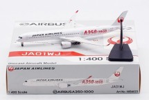 JAL Japan Airlines Airbus A350-1000 JA01WJ With Stand Aviation400 WB4023 Scale 1:400