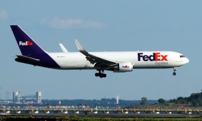 FedEx Boeing 767-300ER N68079 Phoenix 04509 Scale 1:400