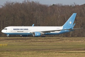 Maersk Air Cargo Boeing B767-300ER Reg: OY-SYA PH411912 Phoenix Models 1:400