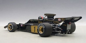 Lotus 72E 1973 Emerson Fittipladi #1 Black With Driver Figure 87328 1:18