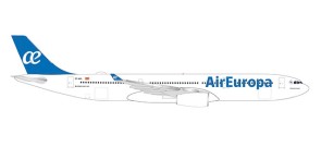 Air Europa Airbus A330-300  "Francisca Acera"  EC-MHL Herpa 533454 scale 1:500