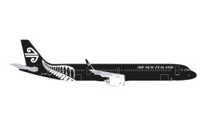 Air New Zealand Airbus A321 ZK-NNA "All Blacks" livery die-cast Herpa Wings 535878 scale 1:500