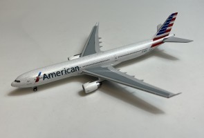 American Airbus A330-300 N277AY Aero Classics BBX41645 Die-Cast Scale 1:400