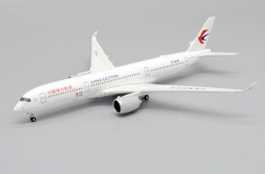 China Eastern Airlines Airbus A350-900 中国东方航空 B-323H “1st A350 delivered from China” JC Wings JC4CES982 scale 1:400