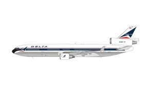 Delta McDonnell Douglas MD-11 Polished Livery N806DE Phoenix 04538 Scale 1:400