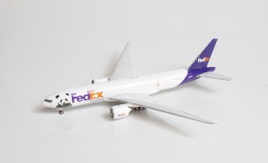 FedEx Panda Boeing 777-200LR N883FD Phoenix 04309 scale 1400  