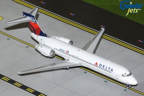 1:200 Delta Airlines Diecast Model Airliners ezToys - Diecast