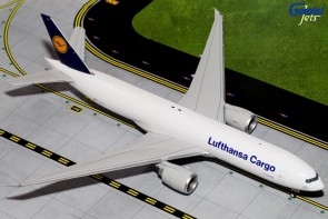 Lufthansa Cargo Boeing 777F Reg# D-ALFA Gemini 200 G2DLH486 Scale 1:200 