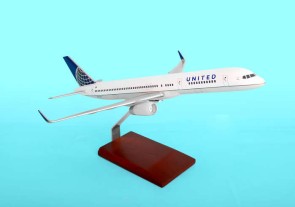 United 757-200 Post Continental Merger Livery NEW 1:100 Scale