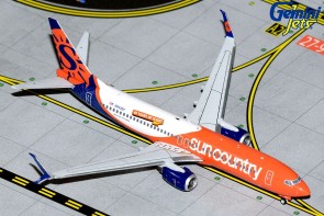 Sun Country Airlines Boeing 737-800 N842SY '40 Years' Gemini Jets GJSCX1960 Scale 1:400