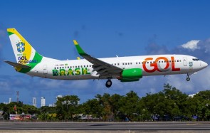 Gol do Brasil Boeing 737-800 PR-GXB Phoenix Die-Cast 04500 Scale 1:400
