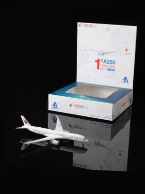 China Eastern Airlines Airbus A350-900 B-323H HA3590001 Aero Polaris 1:400
