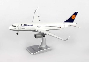 Lufthansa Airbus A320 Reg# D-AIZZ Hogan HGLH36 Scale 1:200 