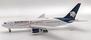AeroMexico Airlines Boeing B767-283/ER XA-FRJ  with stand IF762AM1223 InFlight Scale 1:200